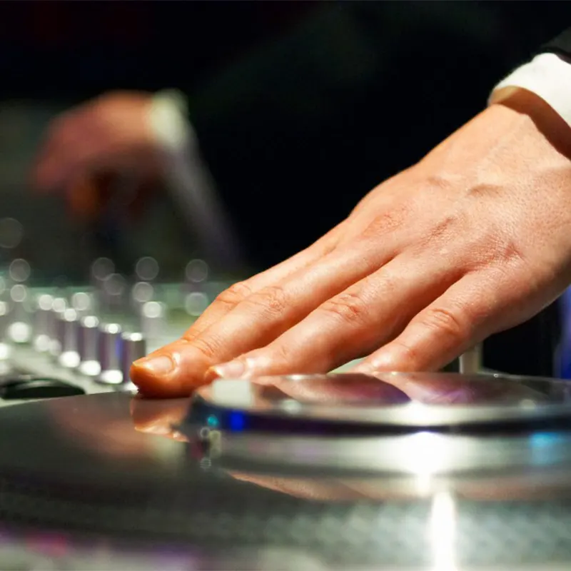 dj and mc services wedding parties company events